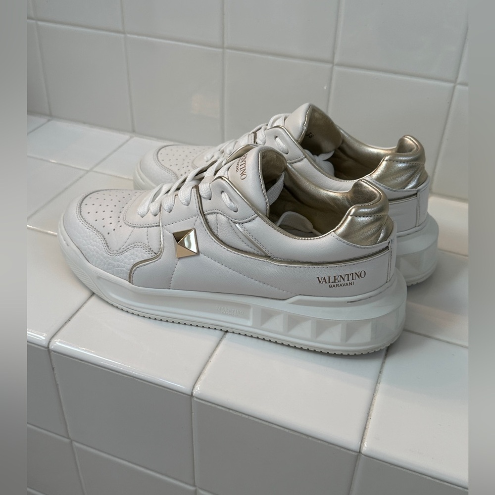 Valentino White Leather Sneakers with Gold Trim.  Authentic - Picture 6 of 14